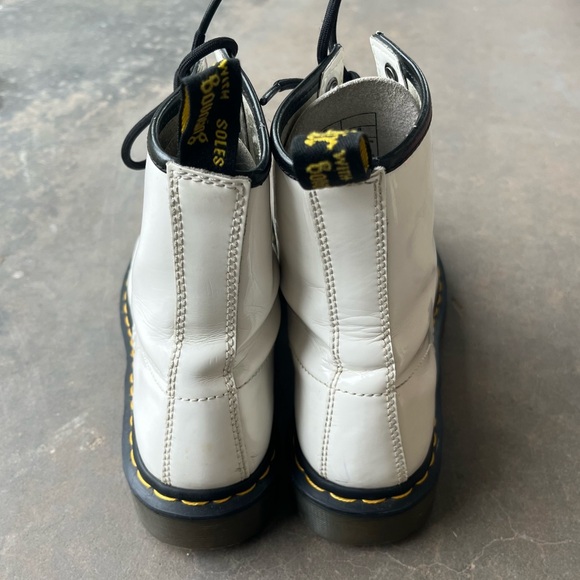 Dr. Martens AirWair 1460 White Patent Leather Lace Up  Combat Boots Women’s 8 - Picture 8 of 14
